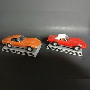 lot of two Danbury Mint Corvette Diecast Replica